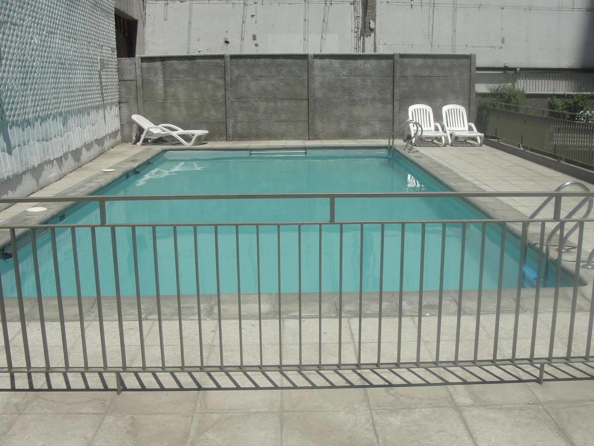 Apartment Las Heras Santiago del Cile Esterno foto